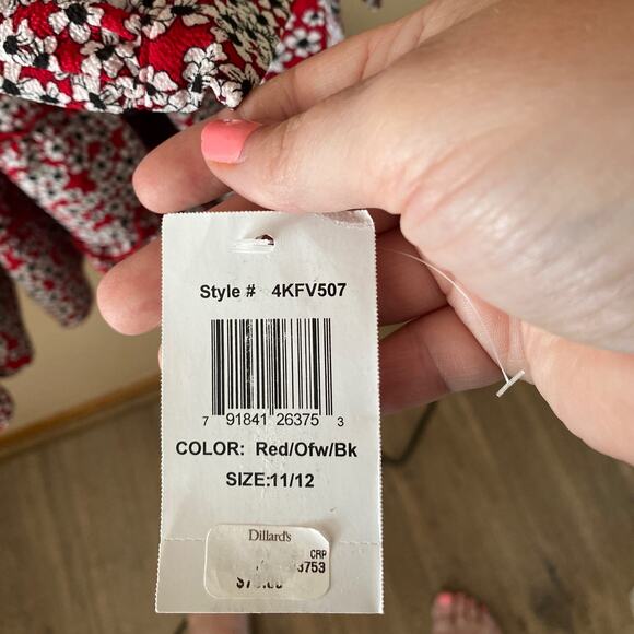 B. Darlin Dress Junior Red Long Sleeve Daisy Tiered Ruffle V-Neck Swing Sz 11/12 - Picture 7 of 11